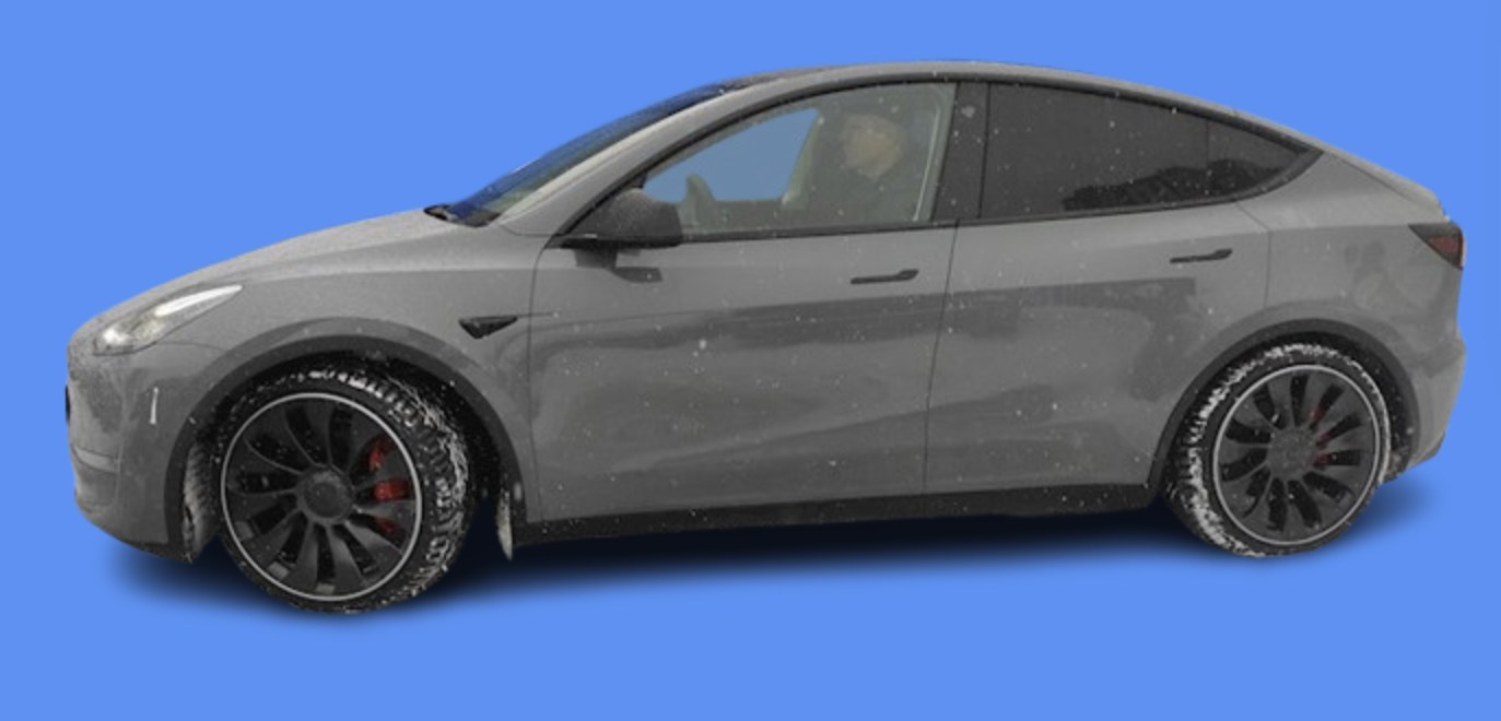 Tesla Model Y — PRZED montażem lift kitu 20 mm Tesla Model Y przed montażem aluminiowego lift kitu 20 mm